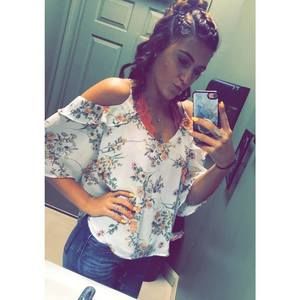 Meet your Posher, Mackenzie